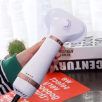 برس و سشوار برقی سگ و گربه با دکمه تخلیه مو-7